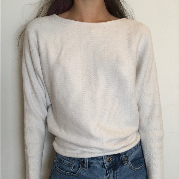 Thick White Pullover Sweater! - Picture 3 of 6